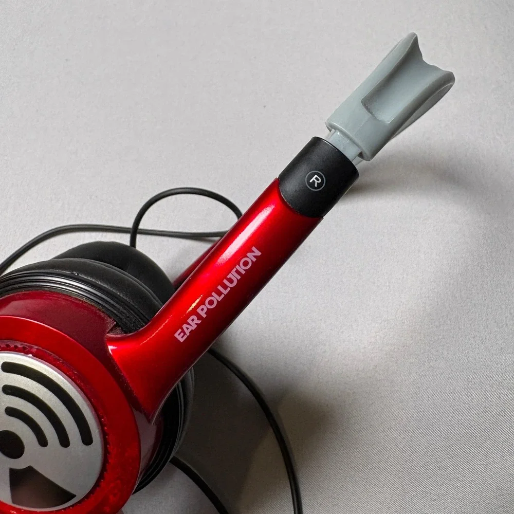 Sony SRF-39FP Clear Prison Radio AM FM Walkman Portable Analog with Headphones